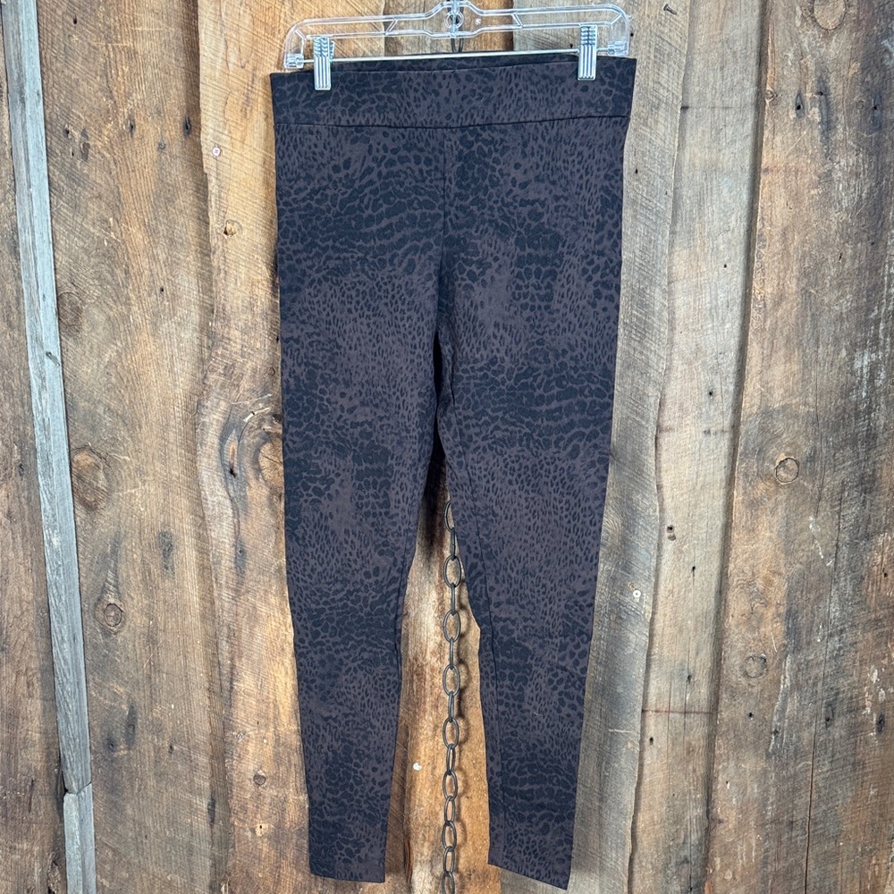Willow & Clay High-Waist Animal Print Leggings - Dark Brown/Black